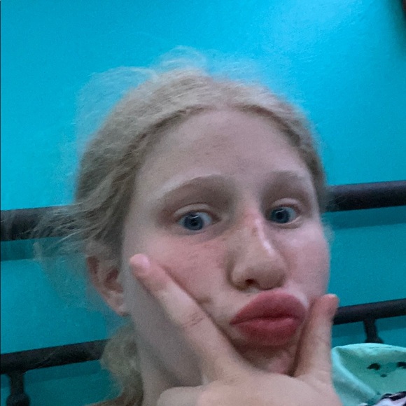 Meet your Posher, Kaitlyn - Picture 1 of 1